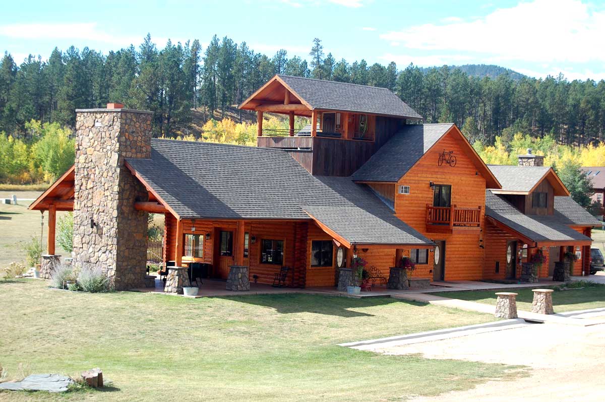 Mickelson Trail Lodge